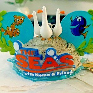 Disney Parks The Seas with Nemo & Friends Ear Hat Ornament Epcot NWT